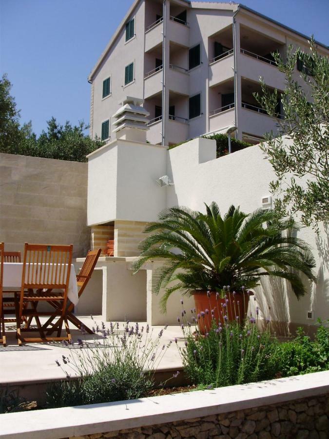 Apartments Petranic Supetar Exteriér fotografie